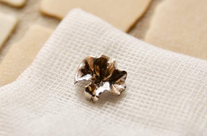 咬合面に使うであろう大きめのインレーの画像