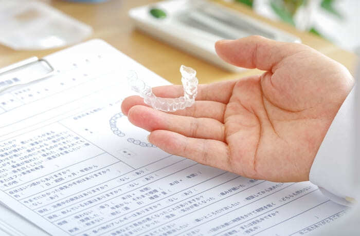 ストレスによる歯ぎしりや食いしばり対策に使用するマウスピース